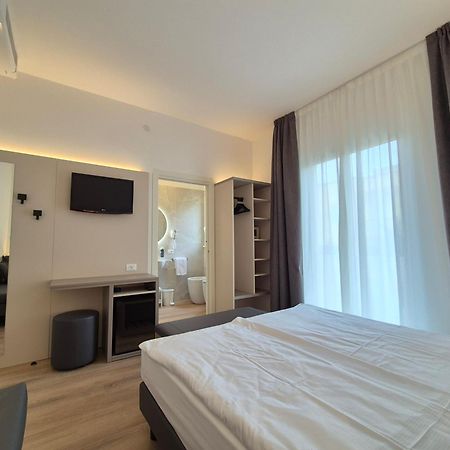 Hotel Delfino Caorle Zewnętrze zdjęcie