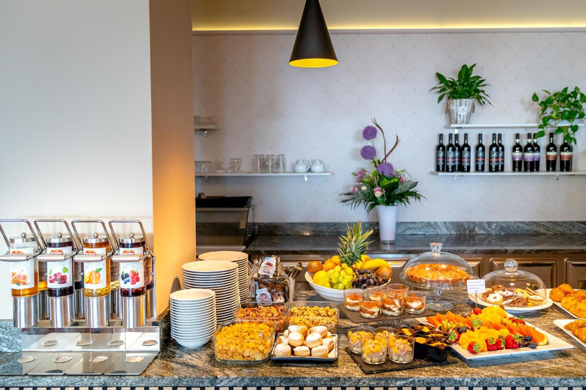 Hotel Delfino Caorle Zewnętrze zdjęcie